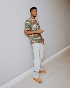 pexels-aj-collins-artistry-1772576281-33027662 Men Cloth